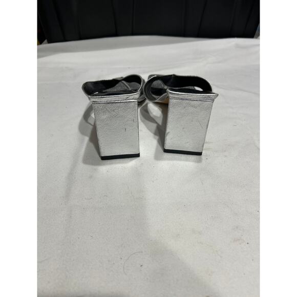 Pre Owned EGO Sandals Heel Height: 3.25" Platform: 0.25" Sliver Size 9 - Picture 6 of 7